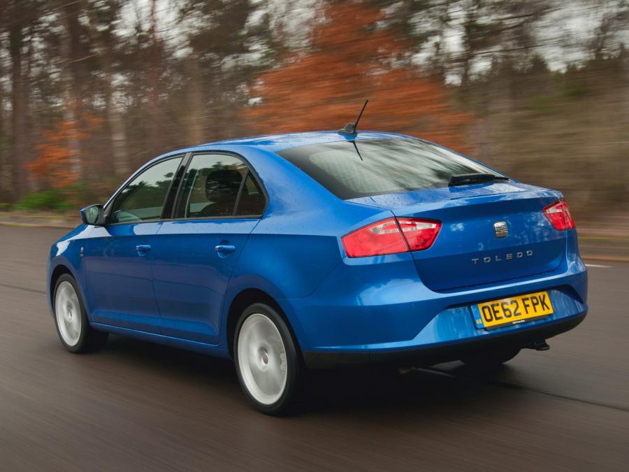  Seat Toledo 2012 года  (UK) (фото 8 из 12)